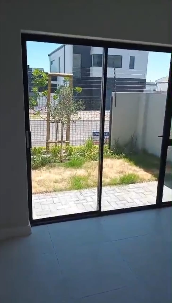 3 Bedroom Property for Sale in Sandown Western Cape